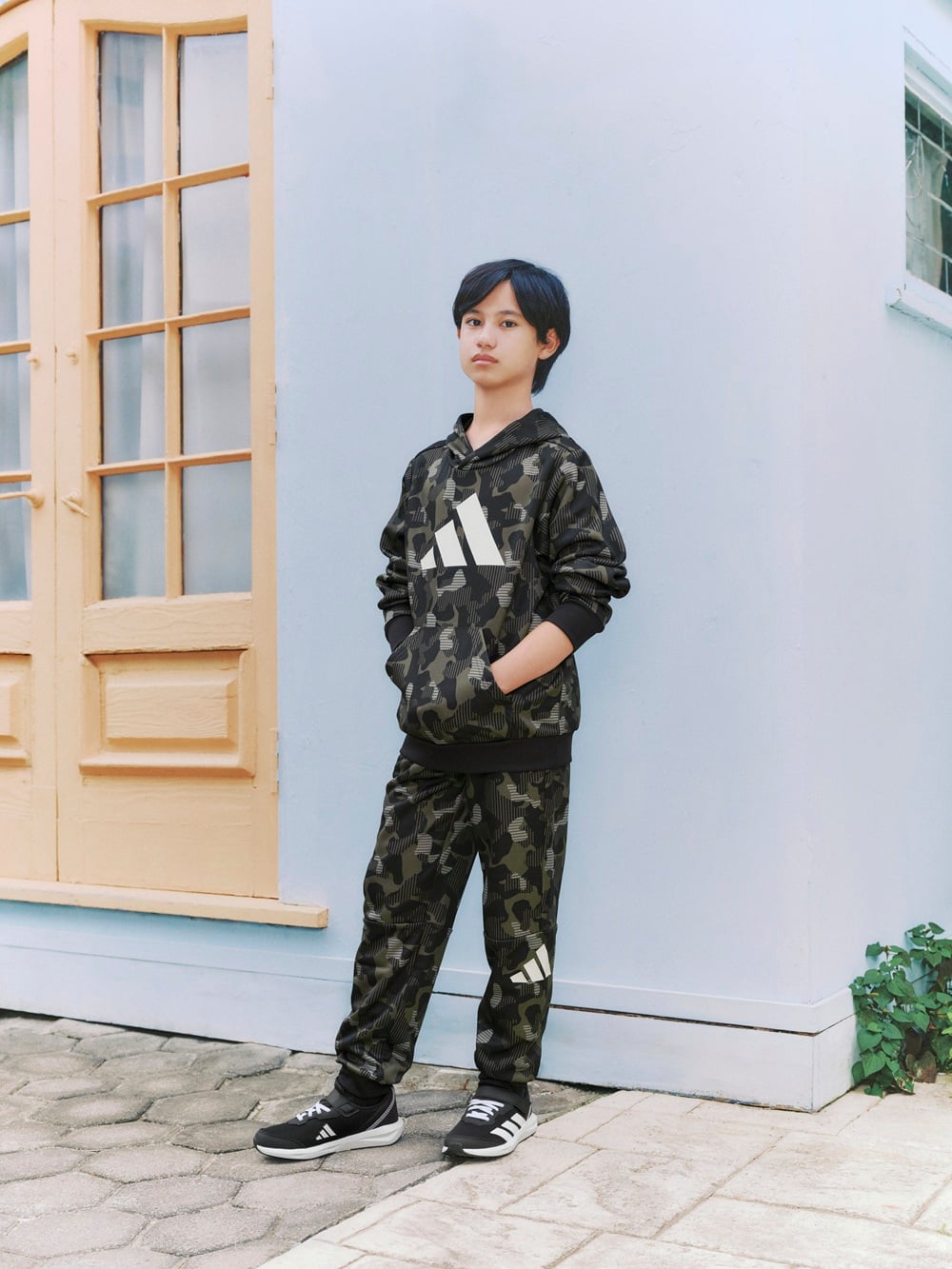 LOOK2