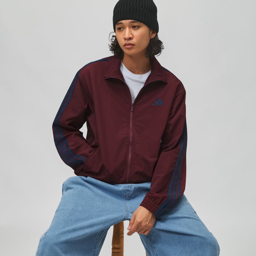 スタジアム ライト ツイル ルーズフィット トラックジャケット adidas (アディダス) バーガンディ