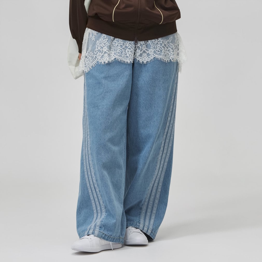 スタジアム ウォッシュ デニム ルーズフィット パンツ adidas (アディダス) ペールブルー