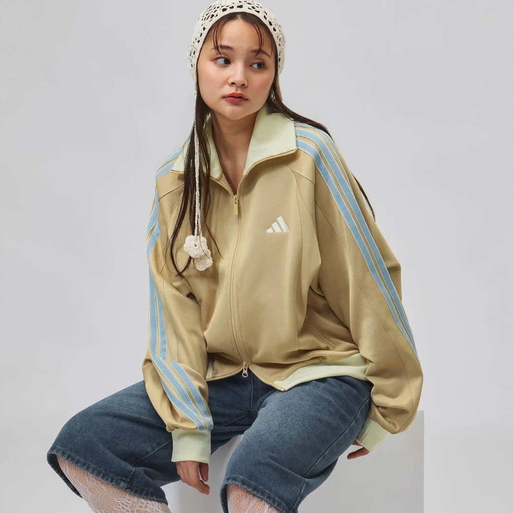 スタジアム ピケ ルーズフィット トラックトップ adidas (アディダス) ベージュ×ペールブルー
