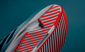 ADIZERO SL