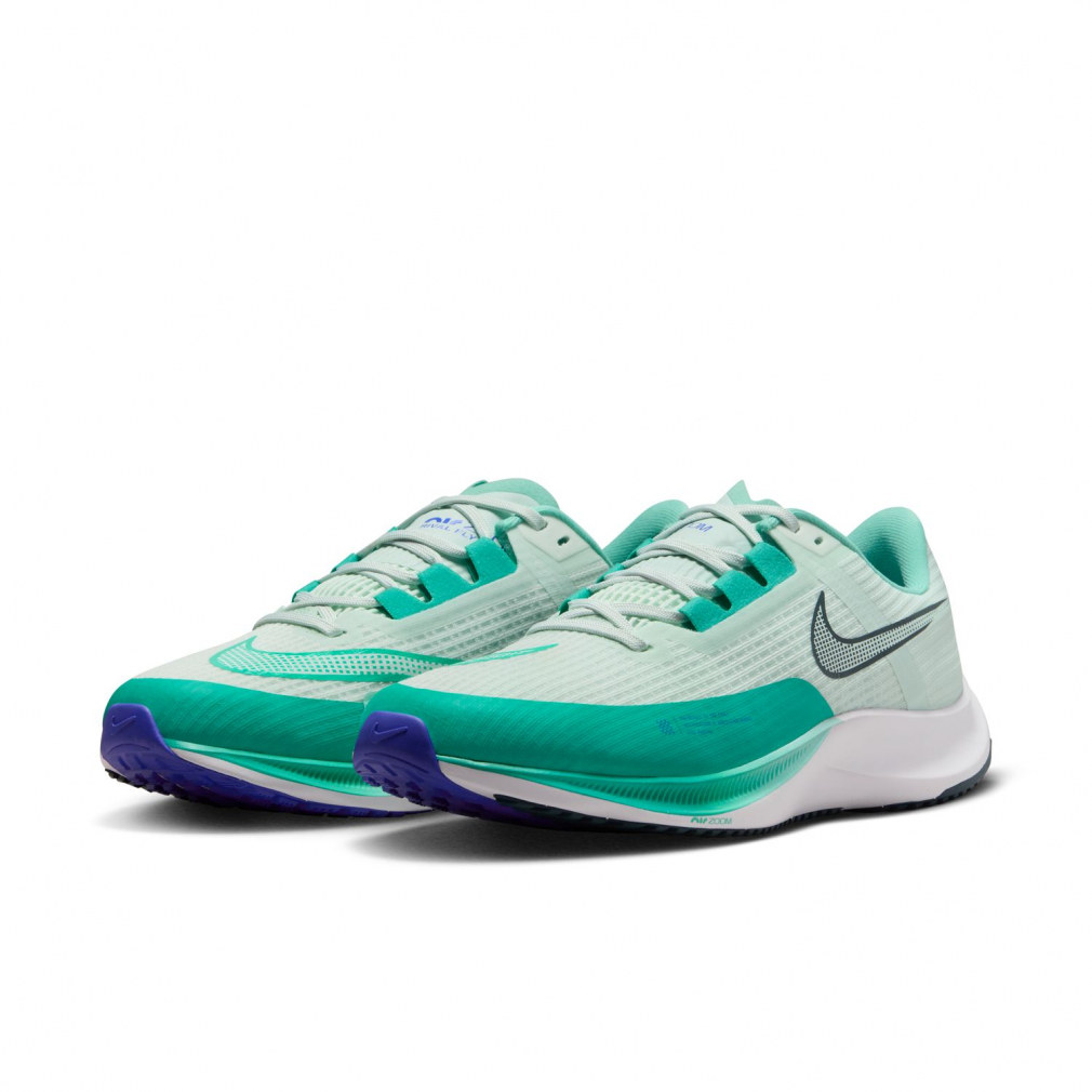 Nike AIR ZOOM RIVAL FLY 3スニーカー