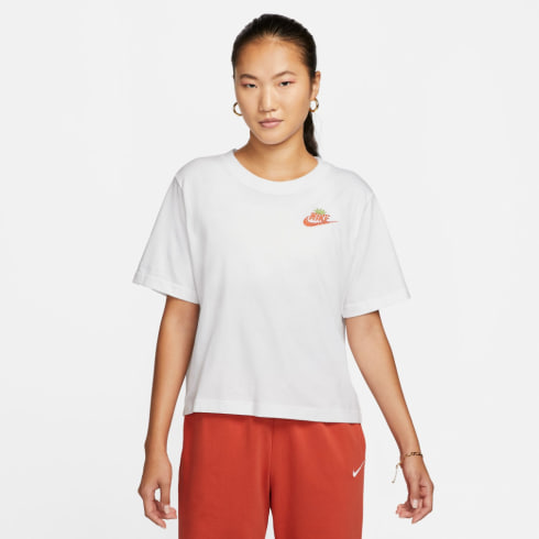 ナイキ レディース 半袖tシャツ ウィメンズ Nsw ボクシー Berry S S Tシャツ Dr9017 スポーツウェア Nike 公式通販 アルペングループ オンラインストア